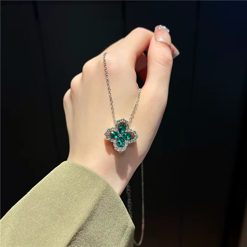 Fashion Magnetic Folding Heart Necklace for Women Cute 4 Heart Clover Necklace Female Jewelry Gift